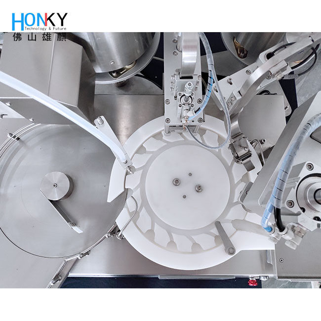 ডেস্কটপ অটোমেটিক 5 মিলি ভ্যালু ভর্তি ক্যাপিং মেশিন ফার্মা ভর্তির জন্য প্রতি মিনিটে 30 বোতল গতির সাথে